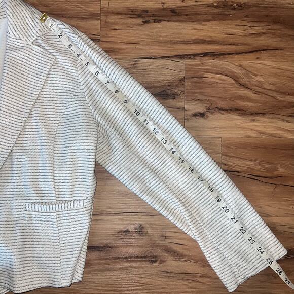 Maurice’s White Gray Striped Button Cotton Blend Blazer Size Large - Picture 5 of 7